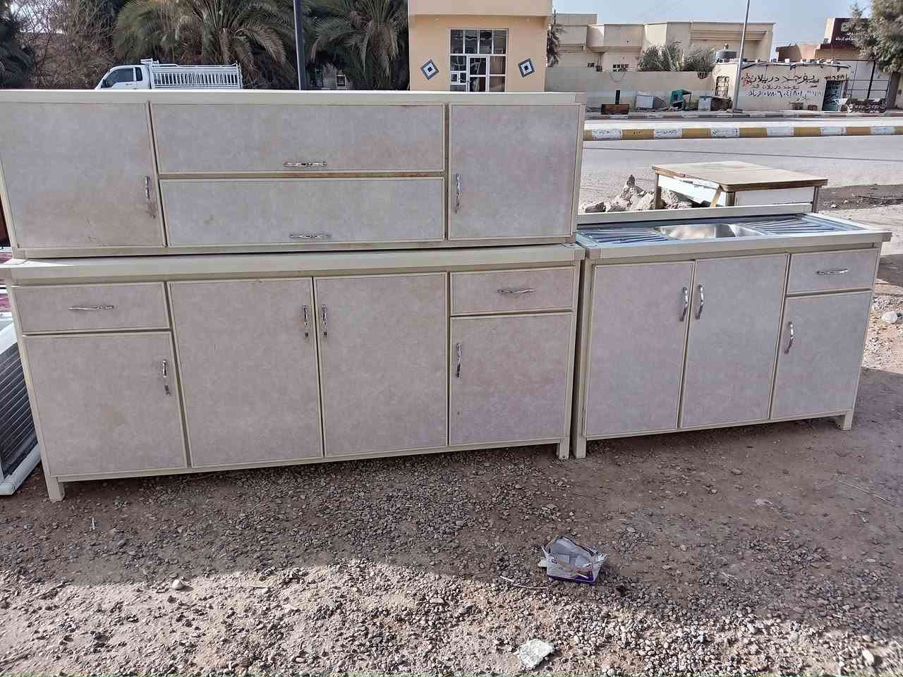 اغراض مستعمل وجديد للبيع الاستفسار *********** المكان الرمانه البعبيد قرب الجسر
