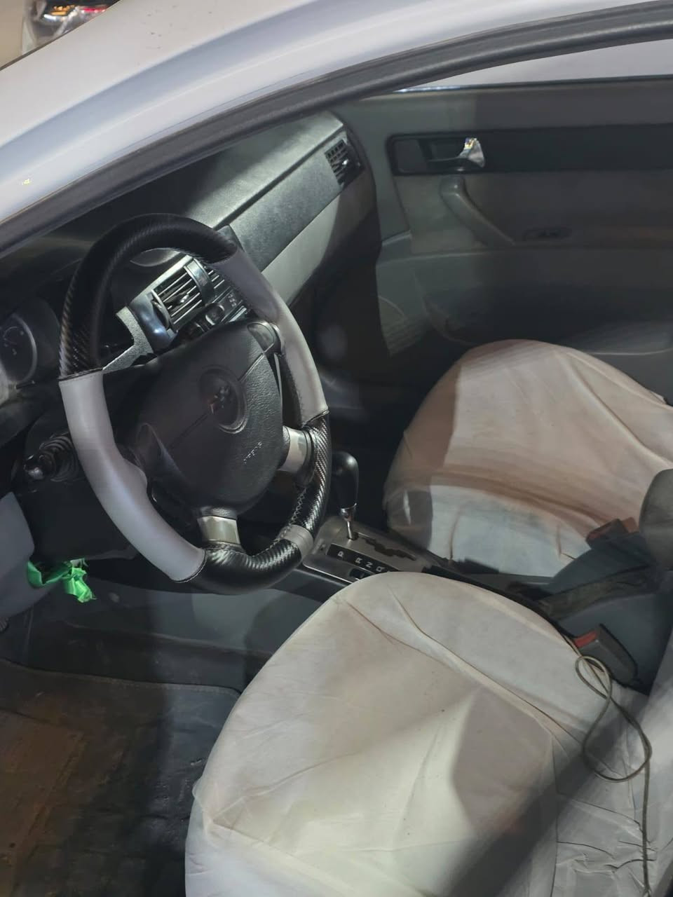 سلام عليك سياره اوبتره موديل 2011 مكفوله كفاله عامه
السعر 87

انتصال ع الرقم 

***********
