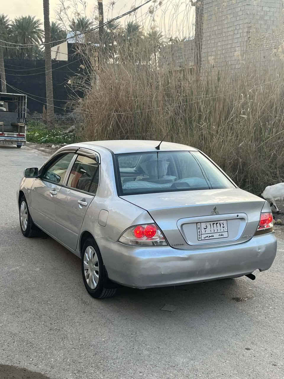 السلام عليكم لانسر 2011
رقم بغداد تحويل  ثاني يوم 
السيارة مكفولة كفالة عامة من الصبغ والضربة 
كير ومكينه مكفولات مكينة 1600
صدر امامي خلفي مكفول 
تبريد تدفئة كلة جديد 
تخم تايرات جديد داخل صحراوي 
السيارة جاهزة من كل النواحي 
السعر ((78)) وبيهة مجال 
العنوان ديالى بعقوبة خرنابات 
***********
