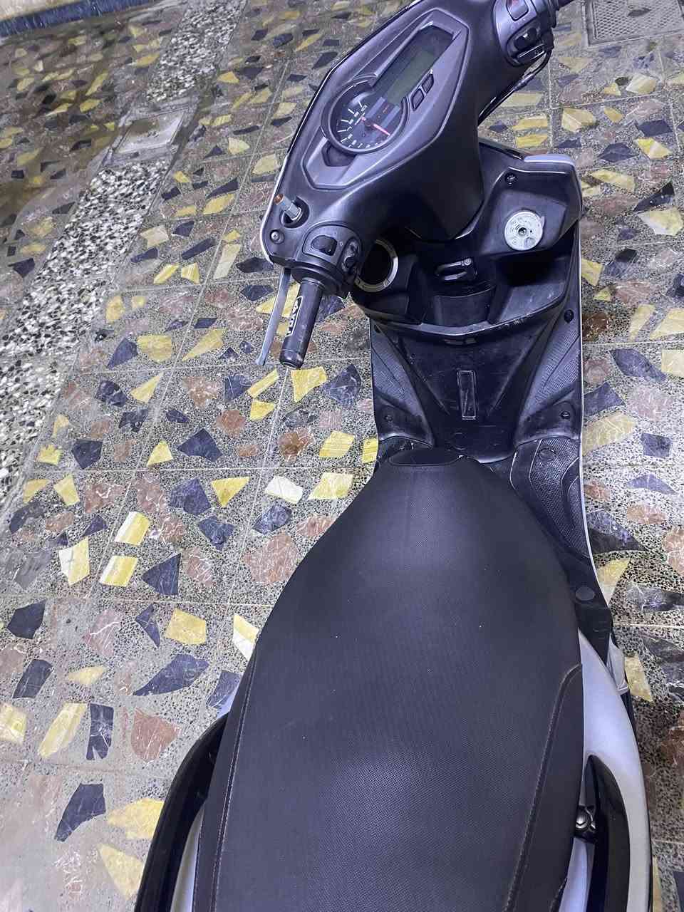 سلام عليكم سكنس شمعه دراجه كفاله عامه ومكينه وشعله ومعدل فول خير من الله دراجه مكاني شعّب سريدات سعر خاص ***********
