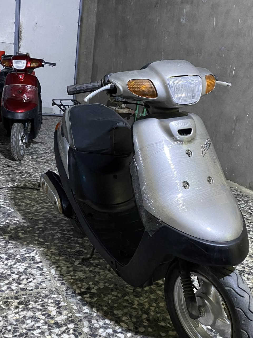 السلام عليكم. 
بطه السعر 350 سعر نهائي 
مكفوله شاصي ومحرك مامفتوح.
كهربائيات كله شغاله +كيج سرعه
للتواصل اتصل على
***********
