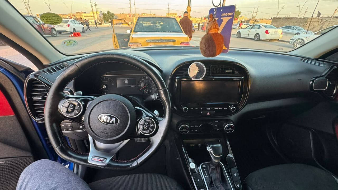 صول موديل 2021
بيها ضربه بل جمالغ الخلفي راجع على البارد 
صندوك مقسم
داخله غرق و مبدل ضفيره كلها جديده 
ما بيها تاثير لا على الكير ولا على محرك 
سياره فول فول مواصفات للأخير
سستم صوت دجي 
اناره داخليه 
فتحة سقف تنتة 
شفتات بالستيرن
تشتغل بصمة 
حساسات 
وكامره دواره 
نوعين قيادع عادي ورياضي 
مثبت سرعه 
مثبت طريق 
كير عادي وكير وتماتيك 
محرك 1600 تيربو 
كفاله من الكير والمحرك 
حداده جديده 
رقم بصره الانكليزي الجديد راعيها موجود ثانيه يوم يحول عنوان البصره 
السعر 145 وبيه مجال اتصال على الرقم ***********
