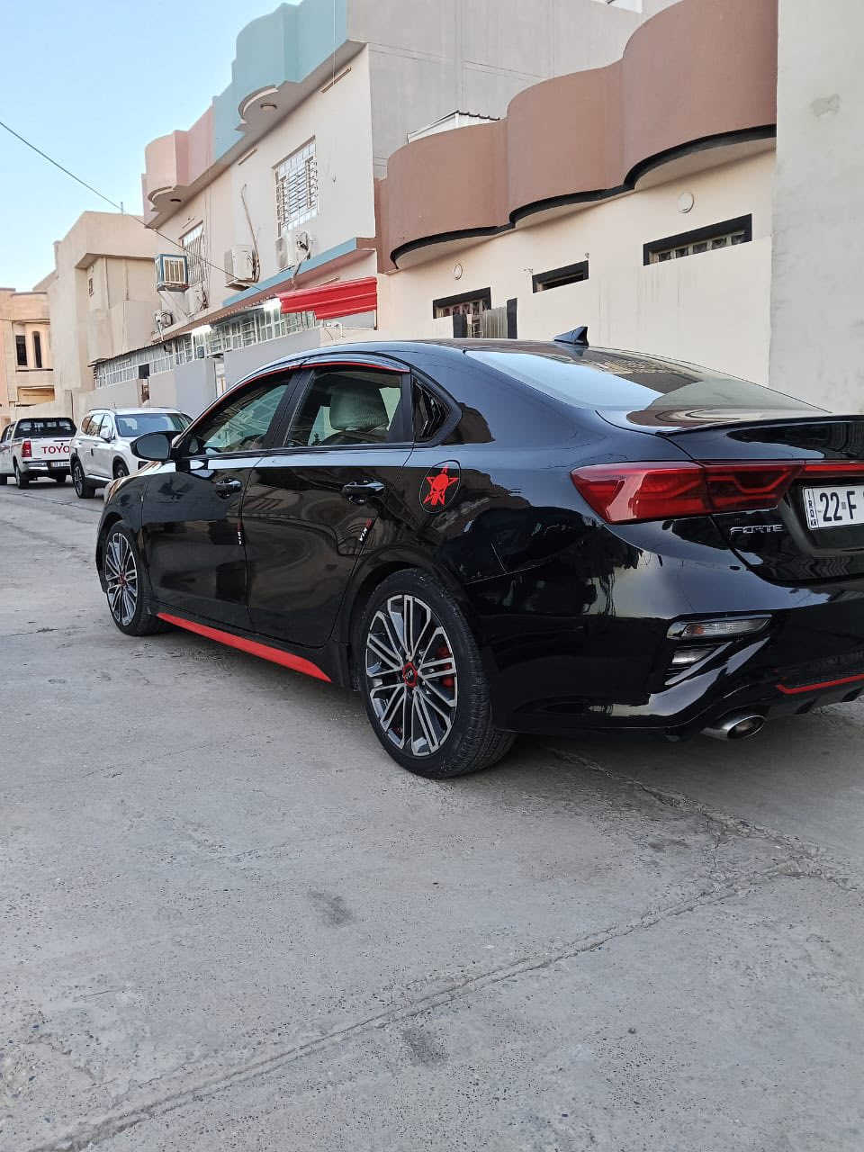 سلام عليكم سياره فورتي جيتي 20021فول واحد على واحد وتساب فقط ***********
