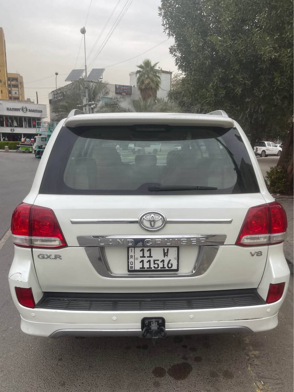 السلام عليكم 

لاندكروز 2011  (( ستينية )) للبيع 

فوول مواصفاات 1 / 1 

فتحة / بصمة / ثلاجة / كرسي كهرباء 
وبعد هواي بيه مواصفااات 

 (( حجم المحرك 8 سلندر  )) 

السيارة تجي تشوفه احلى من الصور بهواي 

كاملة مكملة من كلشي شغل واطلع
مكفولة كفاالة عاامة من الصصبغ
غير مكفووولة من الضربة 

         (( صوور السسونار داخل المنشور ))

مكانها بغداد الكرادة
*********** بغداد, العراق
