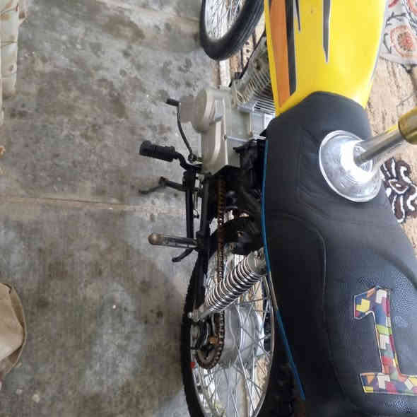 سلام عليكم دراجه للبيع مكاني ديوانية 
سعر 600 وراق ستنساخ   شاصي موديل 2023. وتعمير 25كله  
رقمي ***********
