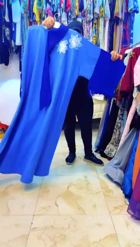 يا الله تعلن محلات محمد الزعيم عن كسر بضاعه جديده  خليجيه نبر وان المصادف الجمعة 2026/2/13الساعه 8:00صباحا كلشي متوفر صايه فساتين عبايه احذيه بوت كوت ريكود ستر جنط فساتين دراعه كركعيان  كلشي متوفر نسائي أطفال خليجي شي ان بات بات جمله مفردددد
العنوان: المحموديه خلف صحه الطلاب محلات محمد الزعيم شارع علوه الخضاره 
رقم الهاتف:***********
