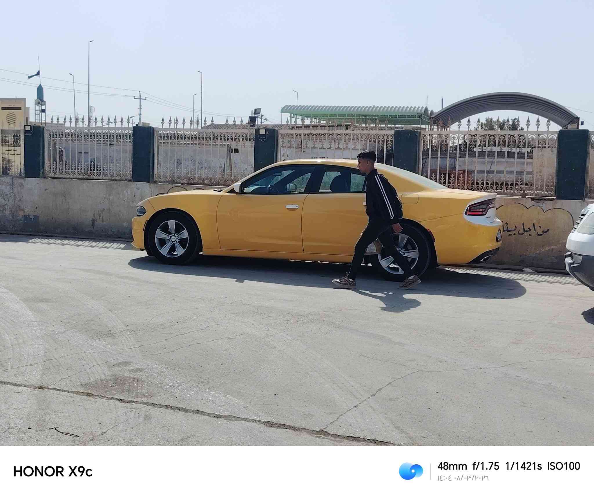 السلام عليكم جارجر ليبع موديل 17امعلاليه 18 سياره جديده بيها قطعتين تبديل رقم الانبار انكليزي مكان سياره ديوانيه السعر 165وبيها مجال ***********
