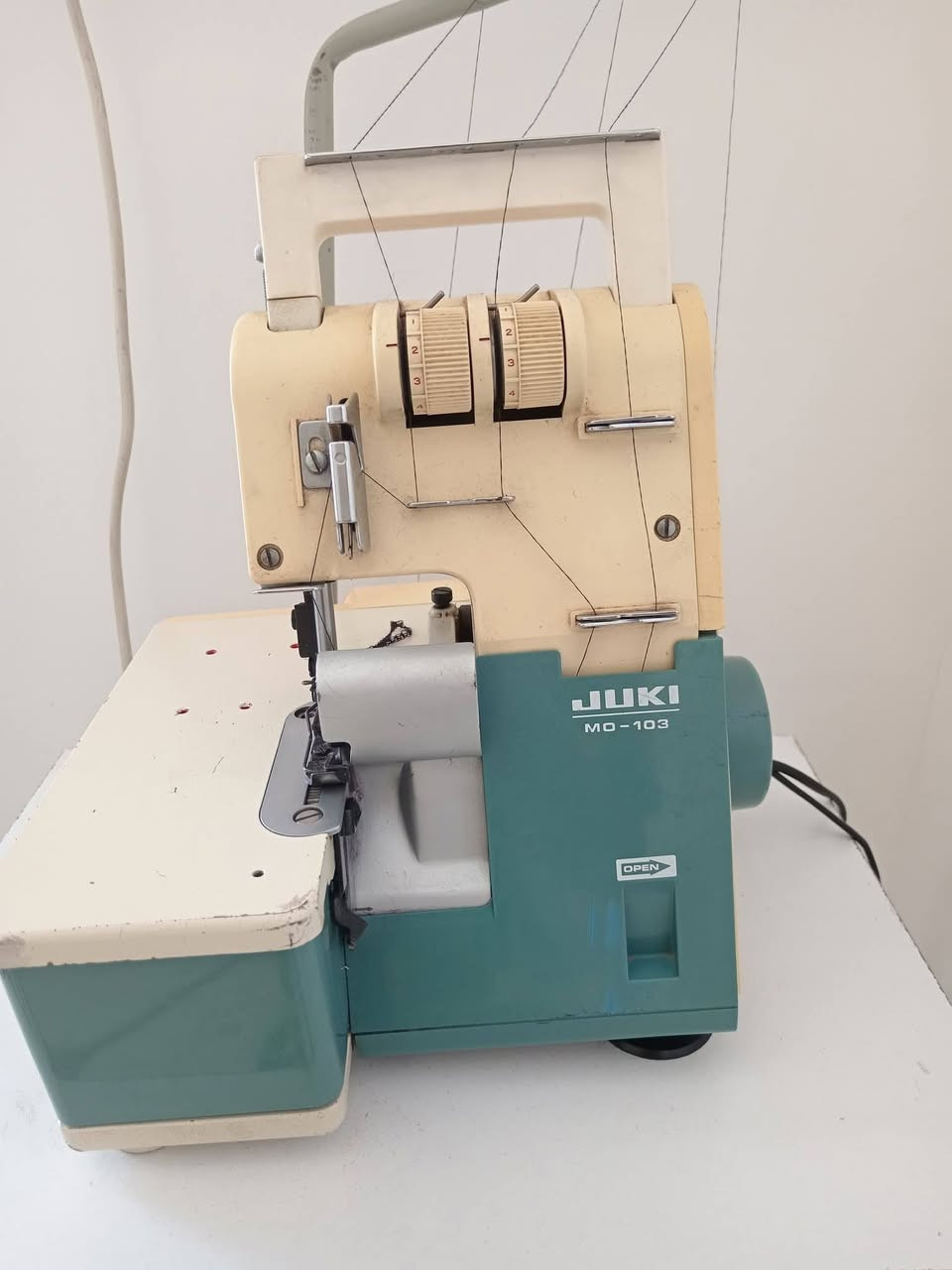 مكلف بالنشر 
اوفر كوكي 3خيط.      جدا نضيفه  استخدام بسيط  ع شرط 
ع وضع الشركه مامفتوحه بمعنى مامصلحه السعر 250 وبيه مجال بسيط


**إذا كنت صاحب هذا الإعلان وتريد حذفه لأي سبب، رجاءا أرسل رسالة إلى الدعم الفني**