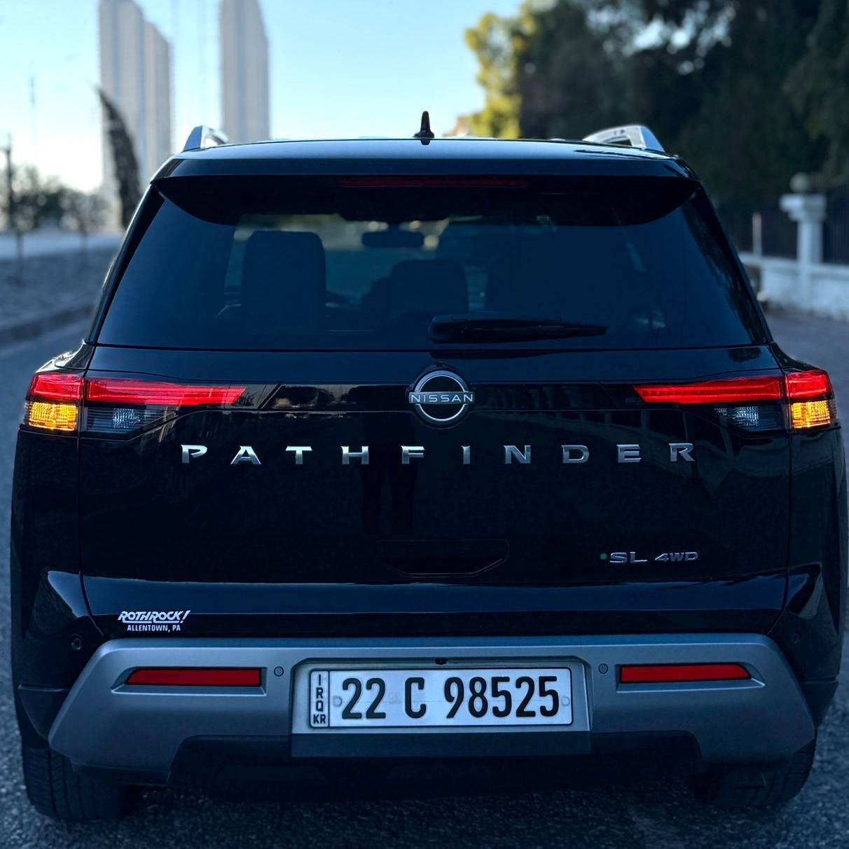 نیسان پاسفایندەر 2022 مواسەفات SL 4WD دەبل ئەکسل 
قەپات مواسەفات 
دوو دەرگای بە بیلاد بەستراوە 
پشت و پێش کەپسە 
سەیارەکە زۆر خاوێن و بێ کێشەیە بەناوی خۆمە 
هیچ مەسرەفێکی تێدانیە 
وێنەی داعمەکەم داناوە 

سـعـر : لە کۆمێنت داوابکە ڕاستەوخۆ بۆت دێت 📥 

گێر و مەکیەنەی بەشەرت 
هیچ کێشەیەکی تێدا نییە 

ژمارەی خاوەنەکەی 
***********
***********
