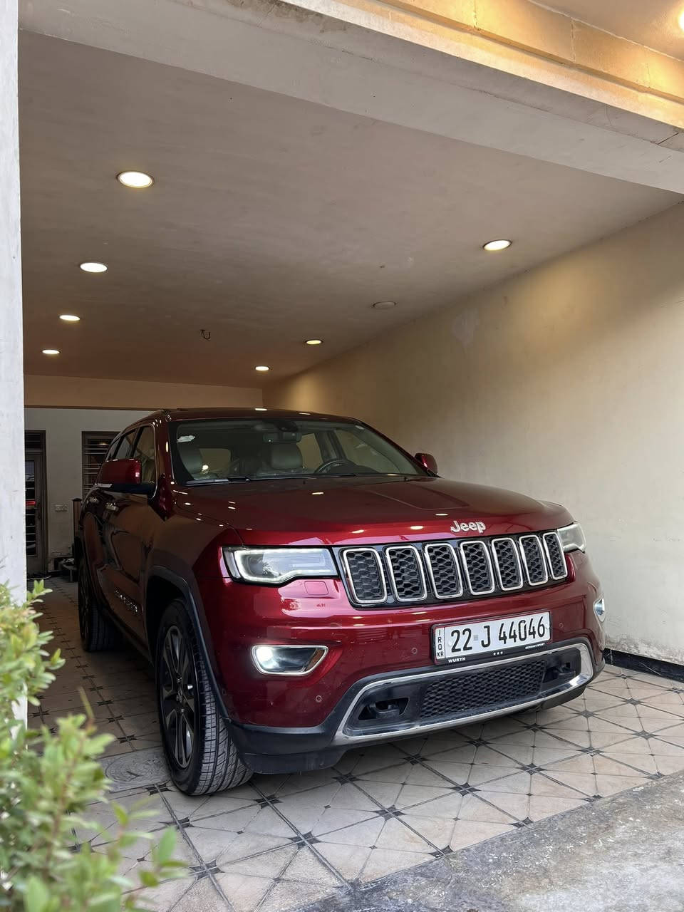 السلام عليكم …🌹🔥
للبيع جيب گراند شيروكي لمتيد فول ١/١ #خليجي وكالة هارلم موديل 2018 خليجي مكفوله بدون صبغ بدون حادث حتى دعاميات مكفوله فقط اكو بارد مكانين بسيطه ماشيه 91 كيلو متر السياره فول ١/١ رقم اربيل ( سنويه باسمي ) هزه وفحص جديده ورقم جديد سياره كير وفور ويل كله بلاد بدون فتح مكينه مفتوحه شرط بدون اي عطل بدون بخار صدر بلاد تايرات جديده تخم كامل سيرفس كامل عليه ……
مواصفات ….
_______________________________________
بصمة
بانوراما 
ماوس  
داخل بيجي 
تدفئه وتبريد بالكشنات الاماميه
تدفئه بالكشنات الخلفية
كشن السايق خزن ميموري
استرين خزن كهرباء
جنطه كهرباء
رادارات جانبية
شاشه كبيره حجم 8.5 أنج
دمام خلفي
مري قلاب ع البك
بجم ليد زينون
لايتات زنون داينمك يصعد وينزل 
داخل صاج فورميكا
حساسات اماميه
حساسات خلفيه
تدفئه استرين
نظام اطفاء المحرك عن الوقوف لفتره طويله
نطام ايكو
كير ٨ نمر
شفتات استيرن
مري عاكسه للضوء
تدفئه بالمري الجانبيه
كشافات زينون 
اشاير بالمري
نظام سبورت
ويل كب شكل ترايل هوك
نظام ترحيب
مري شفط
كامره خلفيه دواره فول HD 
تشغيل عن بعد
اخوان كتبت اغلب تفاصيل وشرحت كل مواصفات سياره جديده وبدون اي مصرف وبدي مكفول فقط بيها بارد واكو نغزات كلش خفيفه ينعدن ع الاصابع مال حالوب غيرها كفاله وين ميعجب تفحص غراضه مال صندوق كامله كلها مملعوب بيهن والسياره عارضه بسعر حلو مال بيع 
مكاني بغداد / حي الجامعة
السعر / ٢٣٨ ورقه مع مجال بسيط كلش  
للاستفسار  / ***********
