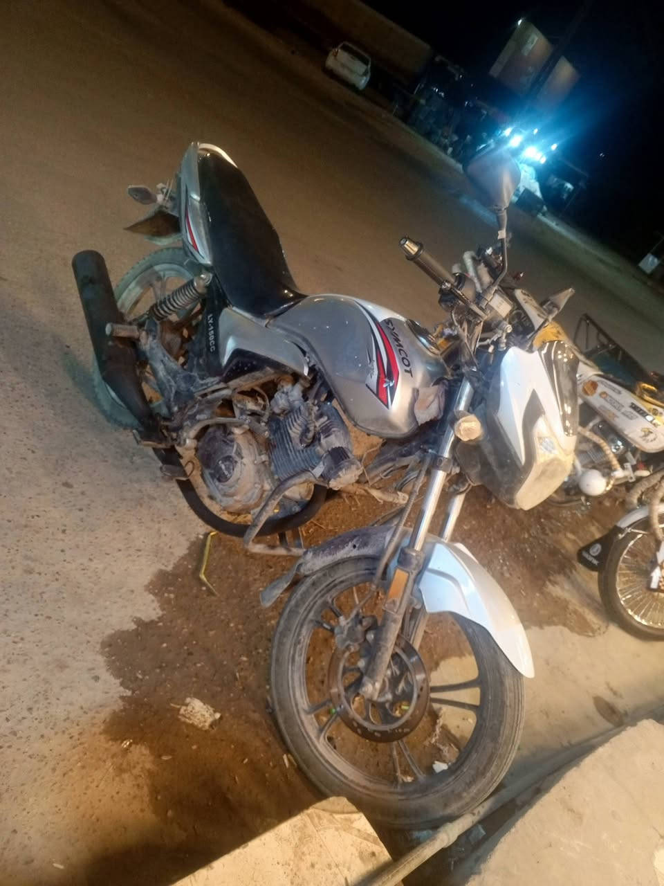 للبيع سايم كود الموديل 2023 مسجل سنويه كامل المحرك مكفول 150cc السعر مليون 100  عضم عاج الطلب  والستفسار ع الخاص المكان تئميم ركن المدينه


**إذا كنت صاحب هذا الإعلان وتريد حذفه لأي سبب، رجاءا أرسل رسالة إلى الدعم الفني**