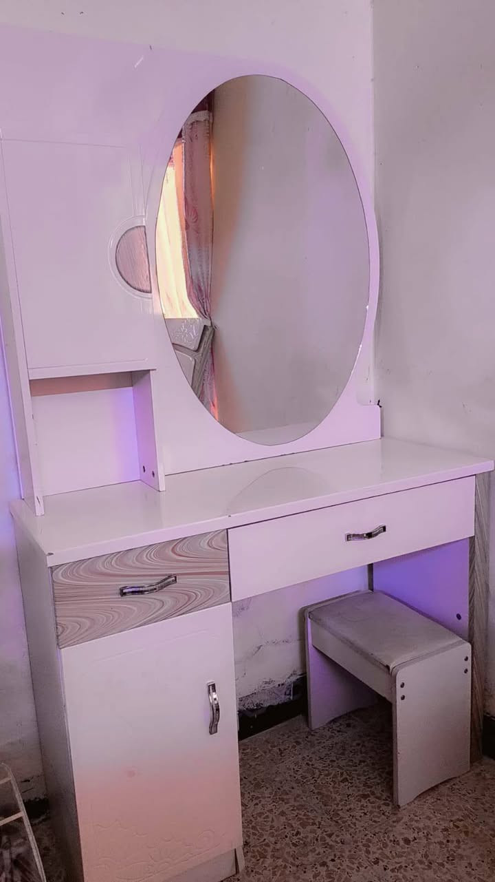 غرفه نوم للبيع سعره ٢٢٥ بي مجال الشراي يراسلني على الخاص


**إذا كنت صاحب هذا الإعلان وتريد حذفه لأي سبب، رجاءا أرسل رسالة إلى الدعم الفني**