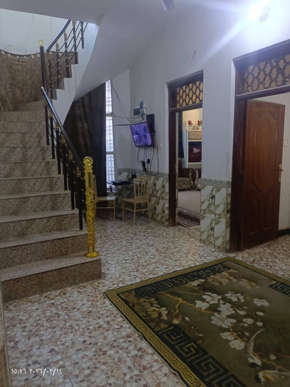 اللهم صلّ على محمد وآل محمد
المساحة100م

الواجه10م

نوع البناء/كونكريت مسلح (طابقين) 

مكونات الطابق الاول: 

غرفة

صالة

استقبال

مطبخ

صحيات

منور

طارمه

مكونات الطابق الثاني: 

غرفتين

سطح

بيتونة

العنوان/الديوانية_ الاسكان_ قرب سيد جعفر

السعر/106مع المجال 

مراسلة الصفحة او الاتصال لطفا ***********
