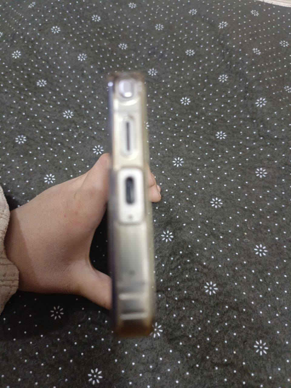 السلام عليكم اخوان جهاز الترا S25 جديد نضافة ١٠٠%سعرة مليون و٢٠٠ هذا رقمي ***********
