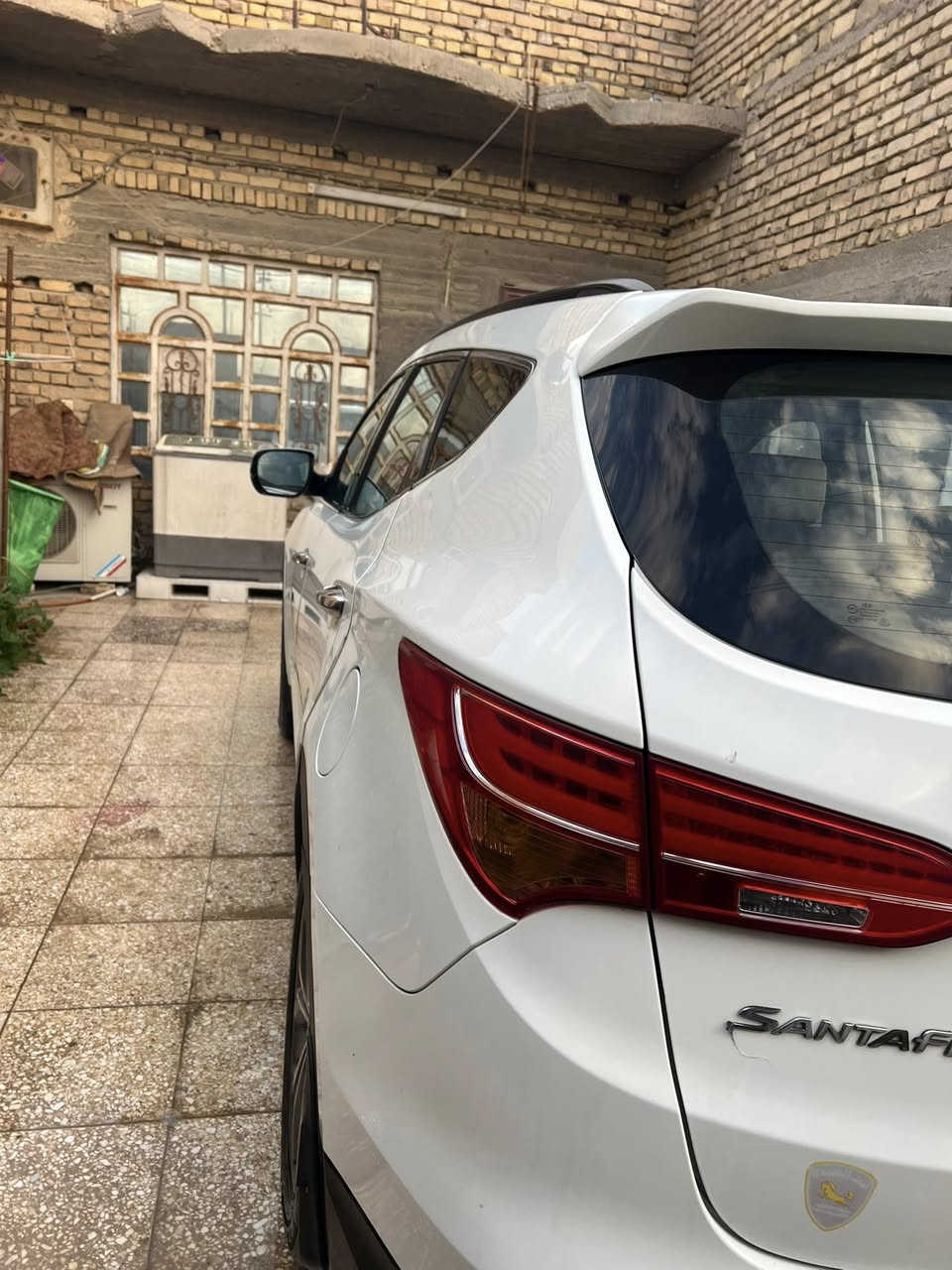 هونداي سنتافي للبيع
1- موديل 2014 خليجي

2- مكينة 6 سلندر 3300

3- 7 راكب وثلاث قطع تبريد

4- تحكمات ستيرن وشاشة آي باد

5- ماشية 191000 كيلو متر

6- رقم بصرة الماني بأسمي 

7- السيارة بيها تبديل ثلاث قطع 

البنيد والجاملغ الايمن وباب الصدر مع صبغ ربع الجاملغ الامامي الايسر 

8- مكان السيارة ذي قار/ سوق الشيوخ

9- السعر 150 وبيها مجال بسيط 

10- رقم الهاتف 

***********

‭0780 376 4423‬
