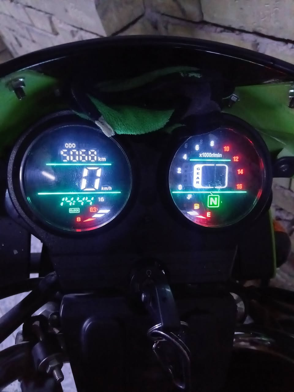 سلام عليكم دايوان جبلي موديل ٢٠٢٦ درجه خير من الله اخت جديده صارله شهر من نازله شركه درجه ماشيه ٥٠٠٠ مثل ماشوف بصوره رقم اربيل انكليزي بسمي درجه تحويل شوكت متريد العنوان البلديات ضياء الحلفي سعر درجه مليونين و ٦٥٠ وبيه مجال درجه مستعمله شهر فقط دلفري بعدهي جديده رقم تلفون *********** متواجد واتساب مو شراي لا يتصل ويكسر بحلال عالم
