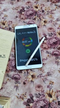 كلاكسي نوت 3 • جديد • مع القلم