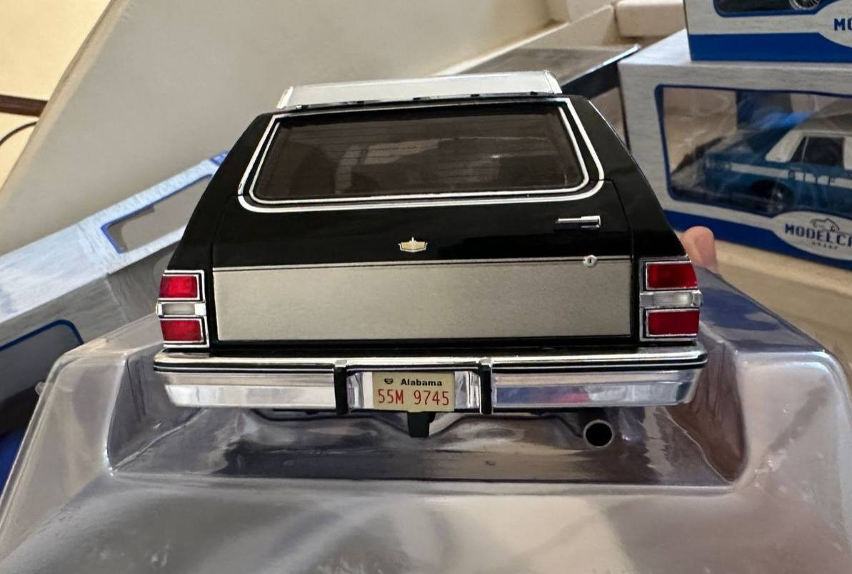 تعديل : تم الحجز ✅✅
Chevrolet Caprice Estate Wagon 1985 👑🎖️🎖️
Mcg 1/18 🔝


**إذا كنت صاحب هذا الإعلان وتريد حذفه لأي سبب، رجاءا أرسل رسالة إلى الدعم الفني**
