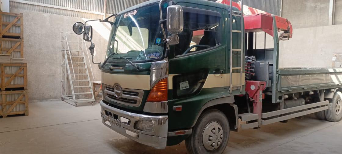 السلام عليكم
للبيع كرين شيطان موديل ٢٠٠٣ منزل الموديل
سيارة باسمي  تحويل ثاني يوم
الكرين يونك سلايدين مخالف  
الرقم بغداد انكليزي
السنويه ٢٠٣١
المكان بغداد
تواصل على الرقم
***********
ابو علاء المسعودي
