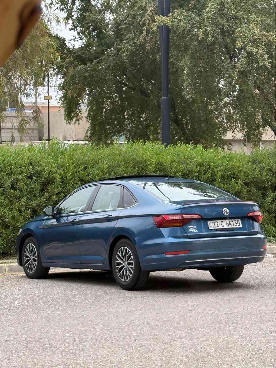 سلام عليكم 
للبيع فولكس واكن جيتا 
موديل 2019
فول موصفات 
بنوراما 
بصمه
رادارات360درجه
كراسي جلد تدفئه كهرباء 
داخل لونين
تحكمات استيرن 
تثبيت سرعه
حساس امامي خلفي 
باقي موصفات معروفه
رقم سنويه جديد شرط تحويل بيها بطاقه بانزين
سياره بيها ٣باب صبغ معه ٢تعديل ابشرط بدون دواخل او ايرباك
سعر سياره 133اوبيها مجال 
مكان سياره كركوك :/رقم الهاتف *********** كركوك, العراق
