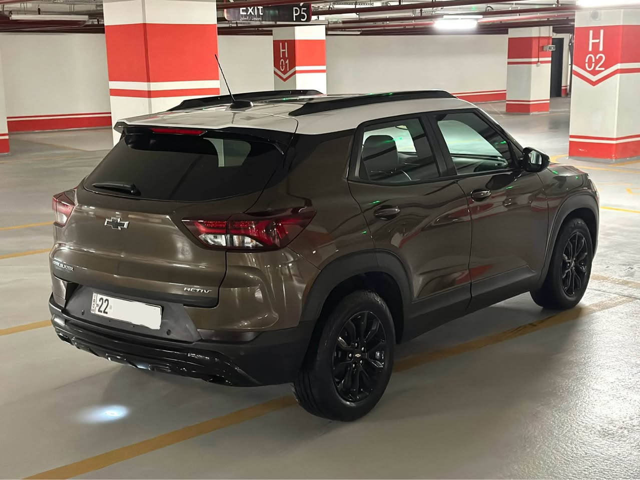 🚘 Chevrolet Trailblazer ACTIV 2022
🤍 سەقف سپی (Two-Tone)�⚙️ 1.3L Turbo (3 پستن)�📍 42,000 KM ڕۆیشتووە
✨ فوول مواسەفات
✔️ پانۆراما�✔️ شاشەی گەورە�✔️ Apple CarPlay & Android Auto�✔️ گوشین و سوکانی هیتەر�✔️ ڕادار (Forward Collision Alert)�✔️ خەتی جادە (Lane Keep Assist)�✔️ Auto Stop / Start�✔️ بریک بەسمە (Electronic Parking Brake)�✔️ سندوقی کارەبایی (Power Tailgate)
🚀 Drive Modes
🔸 ECO�🔸 SPORT�🔸 NORMAL�🔸 SNOW
🔹 4 پارچە و نیو سبۆغە بی داخلی
ئیڕباگ بەس سوکان سیستەمە�🔹 ئۆتۆمبێلەکە زۆر پاک و خاوێنە، ناوەوە و دەرەوە
💵نرخی
96$ وەرەقە و مەجال 
*********** أربيل, العراق

