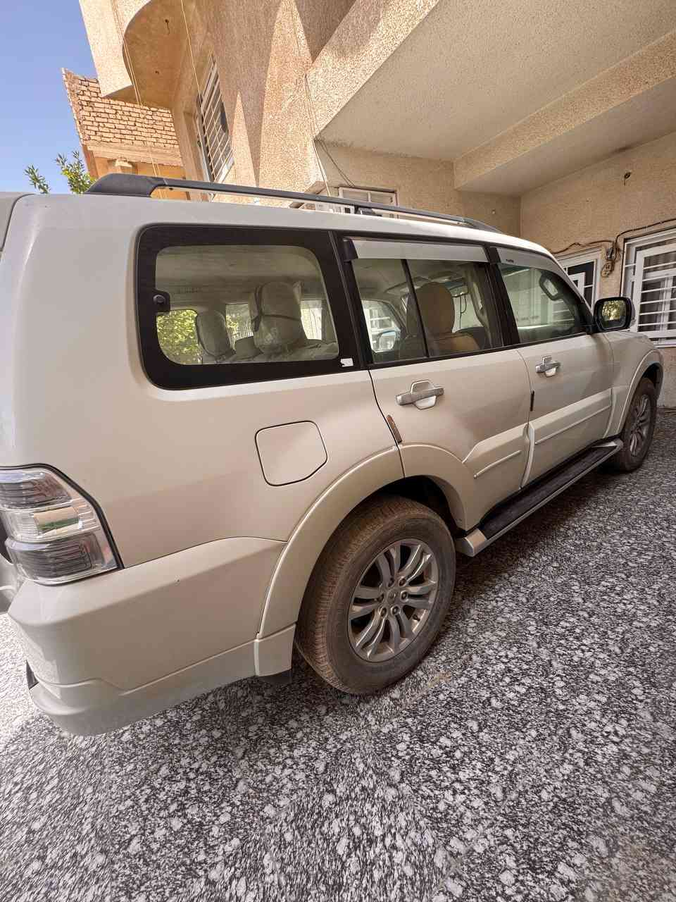 باجيرو 2020  ... رقم بغداد ... ماشية 39 الف كيلومتر ... اماراتية ... اعلى المواصفات بدون فتحة ... محرك 3800 ... بيها باب مبدل بباب اصلي من الوكالة (الباب الامامي جنب السائق) ... سعر البيع 250


**إذا كنت صاحب هذا الإعلان وتريد حذفه لأي سبب، رجاءا أرسل رسالة إلى الدعم الفني**
