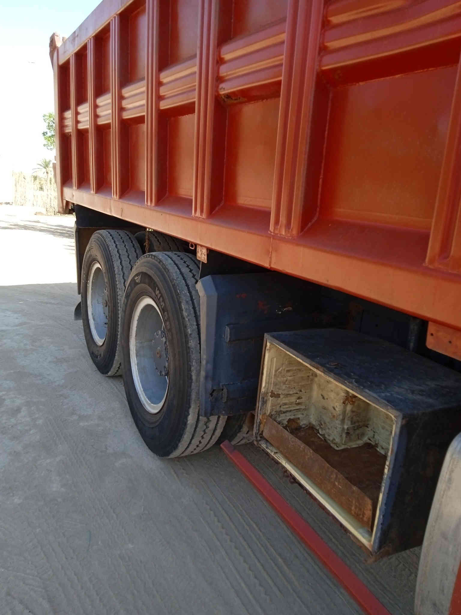 السلام عليكم للبيع سكانيه قلاب سكس 143 محرك 8 مجموعه مان رقم بغداد سنويه ل27 مكفوله تخم تاير 24 المكان بابل السعر 220$ الاستفسار ***********
