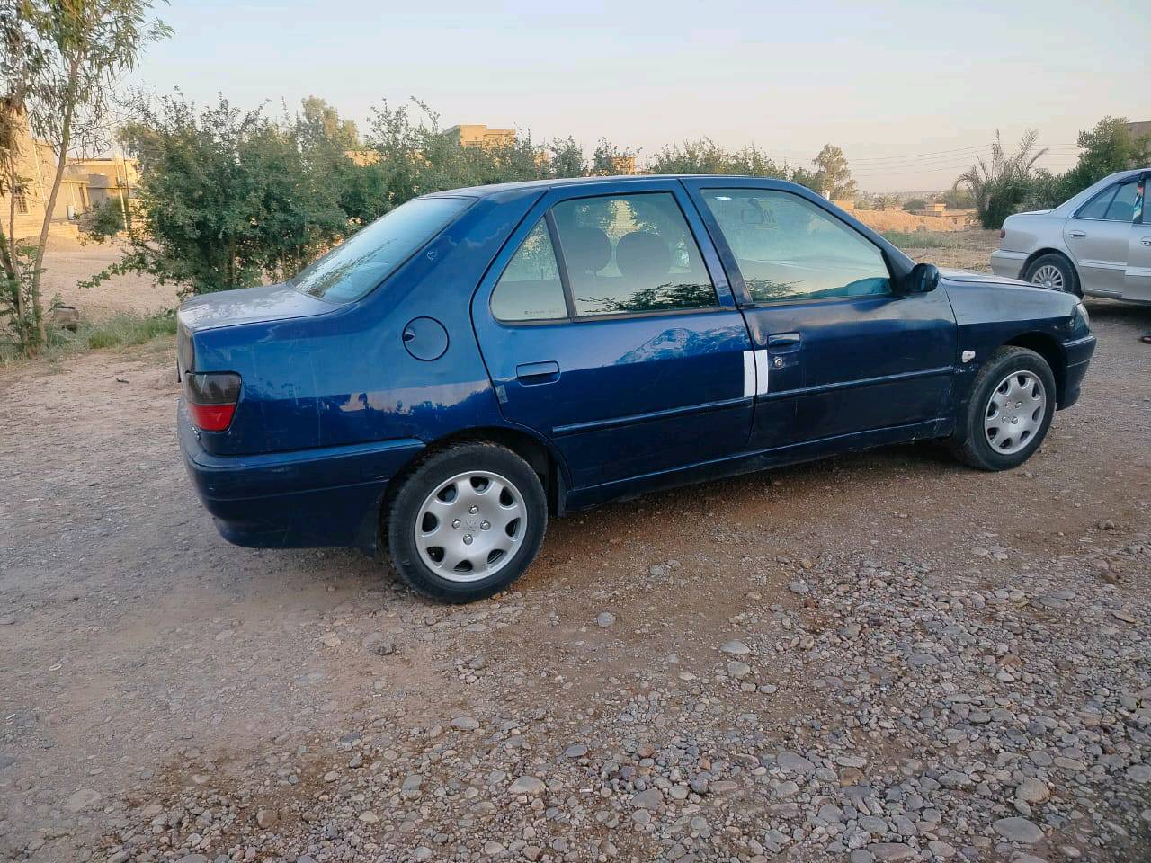 بيجو للبيع كير محرك نضيف تخم تاير رقم بغداد تبريد شغال سعر 40 واتصال ***********
