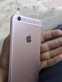 ايفون 6s بلس • نظيف • بطارية ضعيفه