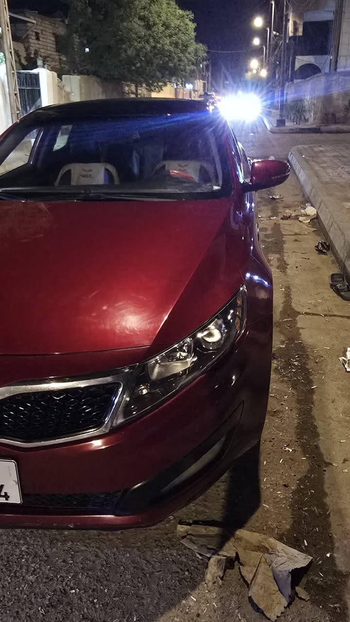 للبيع  كيا اوبتما 2012 امريكي  محرك 2400 رقم بابل باسمي  
 بيها صبغ 3 قطع باب الراكب والجاملغ والصندوك  وبيها اماكن بارد 
سياره حلوه  بس يرادلها شوي ترتيب وتكحيلات وكدامكم الصور 
مكاني البصره 
رقم الهاتف 
***********
