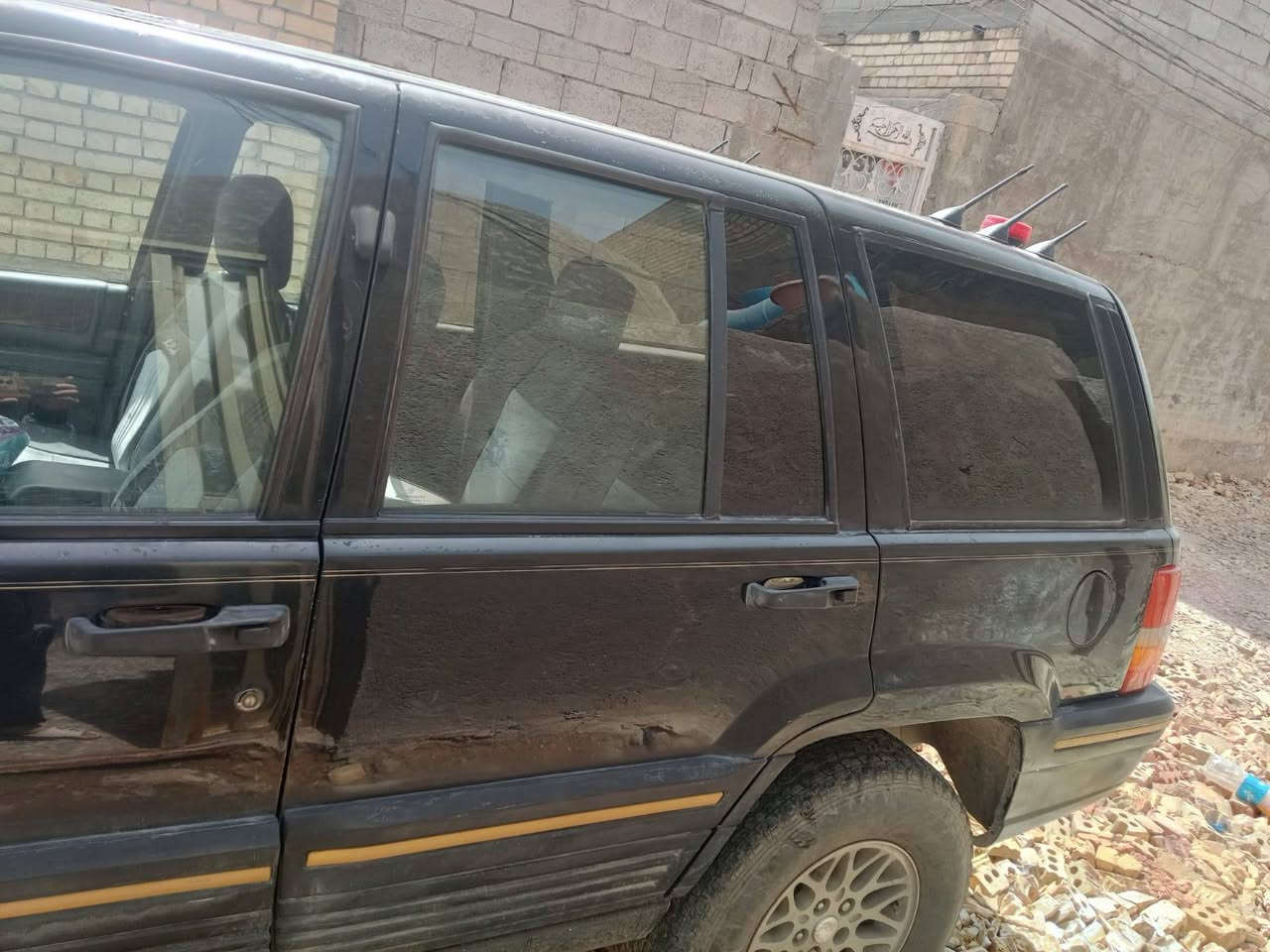 السلام عليكم جيب موديل 94
سيارة جاهرة مكينة 8سلندر سيارة بلادية 

رقم سليمانة وباسمي تحويل ثاني يوم 

تخم تاير جديد 

سعرهة 45ورقة

الاستفسار ***********

غير متواجد على النت
