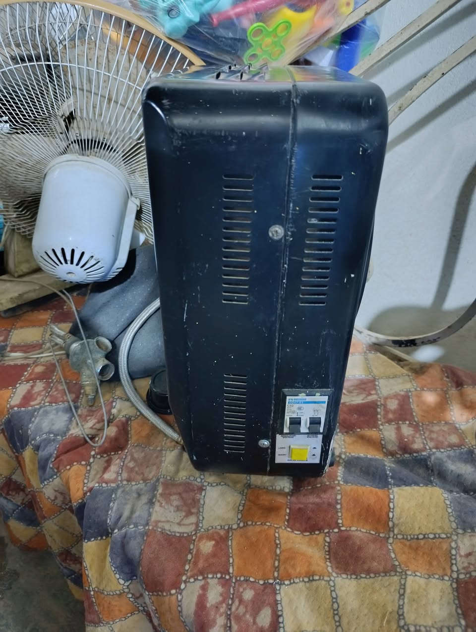المكان ديالى بعقوبه بهرز / 🟥كاونتر ارضي طول متر و10 سم ((سعره 55 ألف)) وبي مجال
🟧مكينه ام الفراشه الهنديه 🦋 شغاله ((سعرهه 50 ألف)) 
🟩رافع ابو 5 ألاف شغال نوعيته مگزما ((سعره 75 ألف))وبي مجال
🔷العنوان: بهرز، بداية الدواسر، قرب المختار نوري، للمعاملة والإستفسار راسلونا على هذي الصفحة على الخاص، أو الاتصال على هذا الرقم ***********
