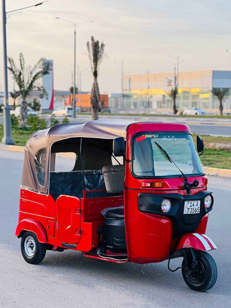 تكتك باجاج للبيع موديل 21 رقم وسنويه مكقوله مـن ضربه بيهة بـس صبغ محرك مفتوح تكتك جاهزه السعر 6 ونص مكاني البصره القبله  ***********
