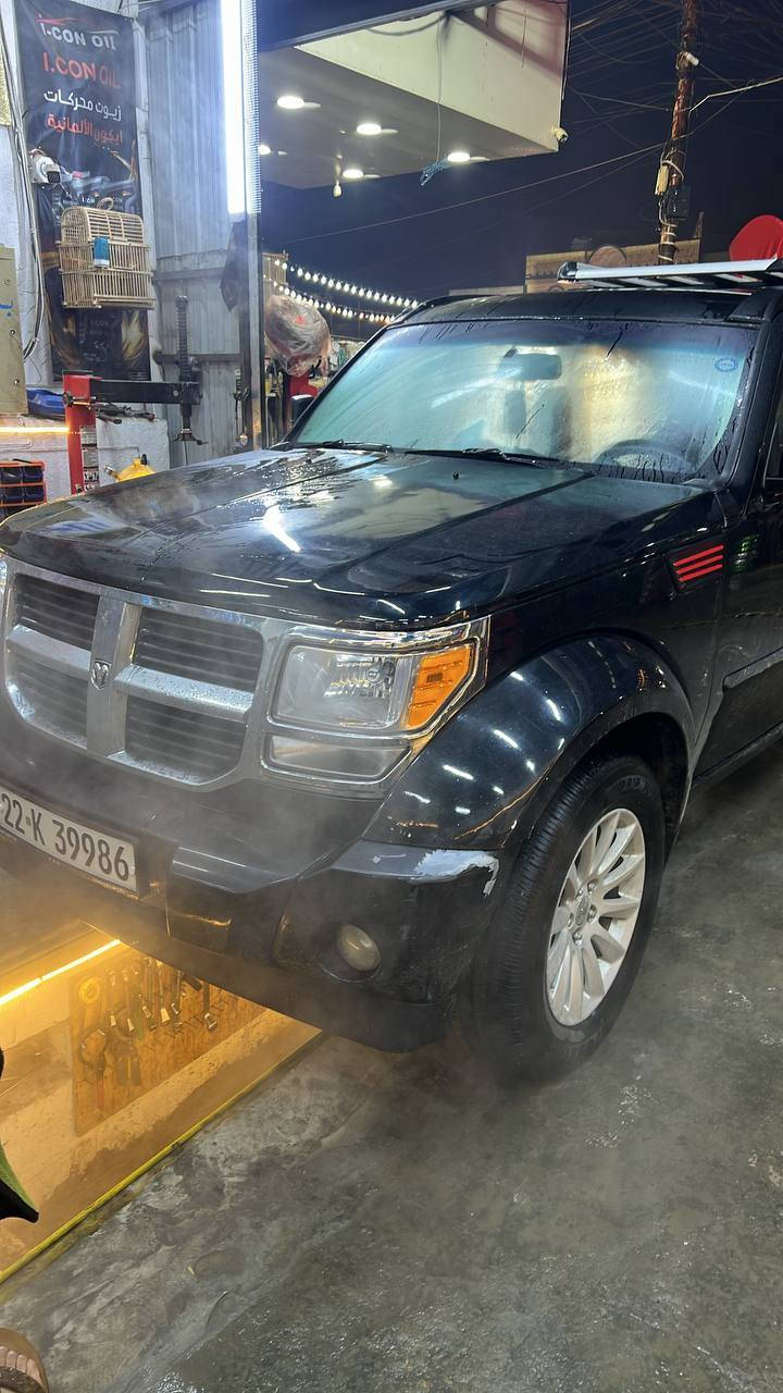 سلام عليكم 
دوج نيترو موديل 2008
رقم اربيل 
مكينه v6 3.7 فور ويل شلعه ومعدل 
سيارة فول مواصفات من عدى الفتحه 
شاشة اندرويد تحكمات ستيرن جهتين 
مصبوغه حزام 
سعر سيارة 92 ورقه وبيه مجال للناس طيبة 
للتواصل صاحب السيارة /  ***********
