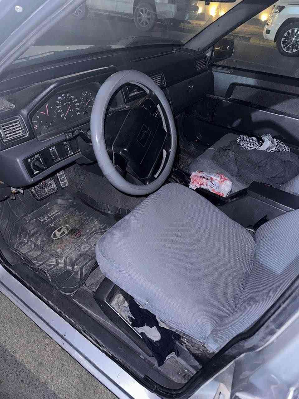 فالفو موديل ٩٠ رقم نجف انكليزي مداور ثاني يوم 
نظيفه وحلوه 
المكينة بدلتها قبل فتره مال حاويه جديده 
سعرها 55 وبيها مجال 
*********** النجف, العراق
