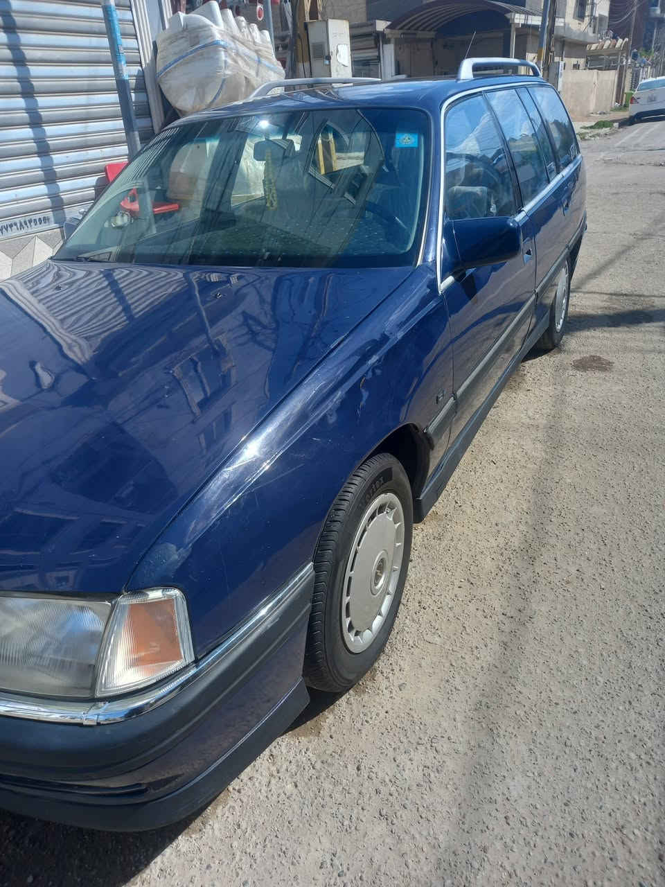 سلام عليكم  
من رخصه صاحب الكروب 
اوبل ستيشن 92 السياره خير من الله النضافه كدام عينك وبل حقيقه بعد احلى مكاني بغداد الدوره الشراي يتصل عل 
***********
ملاحظه ما ارد لا تعليق ولا خاص اخوان الشراي يتصل
