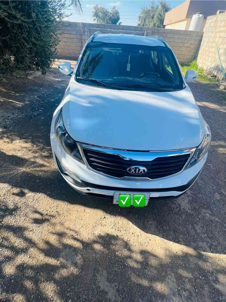 سبورتج موديل 2014 وارد خليجي رقم سليمانية بيها قطعتين صبغ من دون دواخل السونار مرفق مع الصور كير ومكينة كفالة مكينة 2000 دوش تبريد تدفئة كلها شغالة اشاير بالمري تخم تاير وصدر كله جديد السيارة مناقصها شي ان شالله 
السعر 130وبيها مجال للشراي
مكان السيارة ديالى
*********** اتصال فقط غير متواجد ع الفيس
