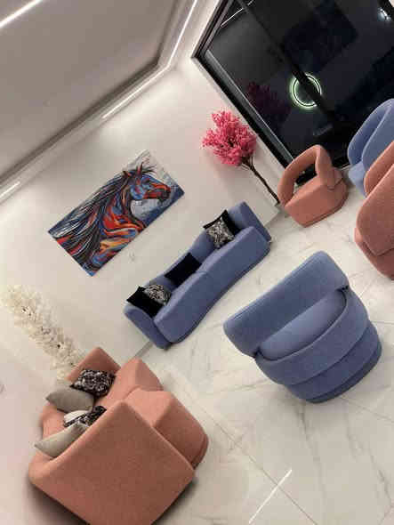 بسعر مناسب مزرعه بلبوعيثة موثقة بتطبيق اجرلي للحجز ***********
