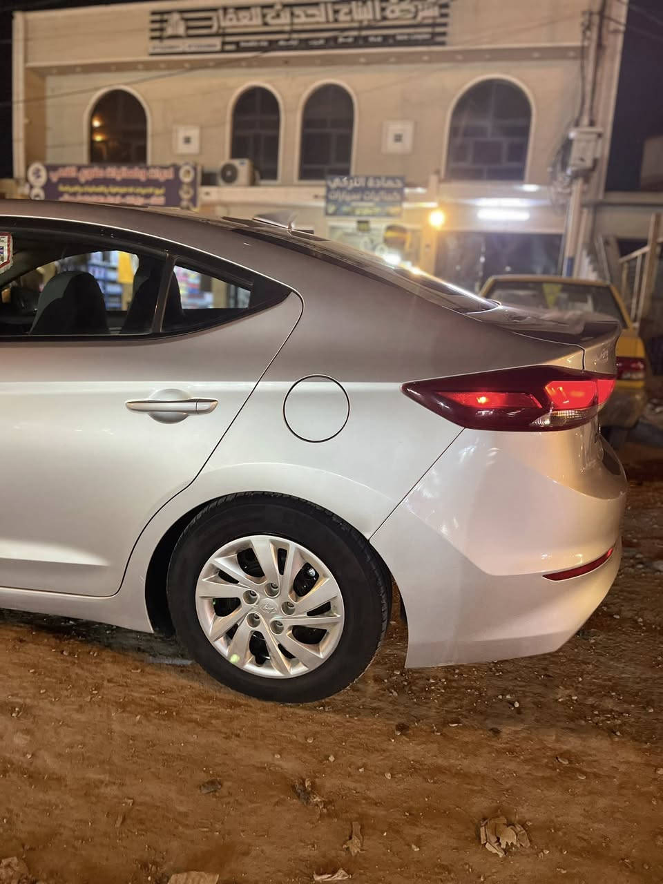 يالله سلام عليكم بيع او مراوس ويه سني النترا 2018رقم اربيل رقم وهزه جديد مكينه 2000دوش سياره كله ليبل واحد ماعدا بنيد وبيه 4قطع صبغ اثر جراد وشخوط سياره داخل لونين شاشه جبيره رادرا مري تخم تاير تخم ويل جديد سياره نصبته تخبل وبل  عافيه علياخذه سعره 118وبيه مجال قليل مكاني بغداد :***********
