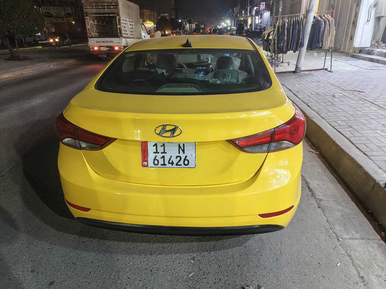 السلام عليكم انترا موديل 2016 وارد امريكي رقم جديد تحويل ثاني يوم السعر 115 وبيه مجال رقم تلفوني ***********
