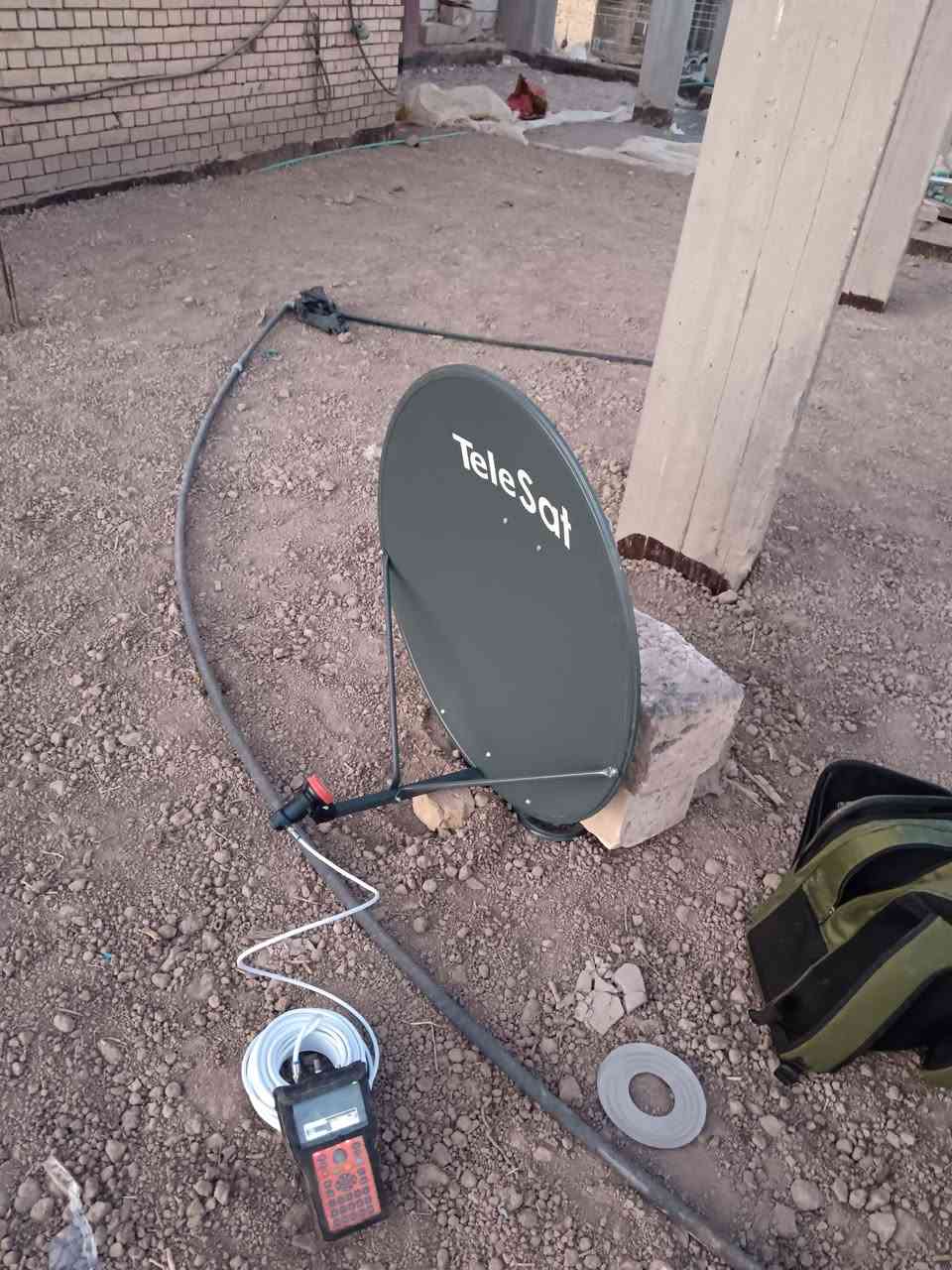 تنصيب وتقوية اشارة ستلايت وبرجمة القنوات للاستفسار المراسله خاص او الاتصال على الرقم ***********
