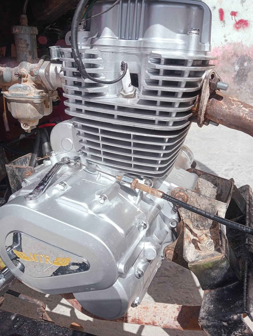 ستوته للبيع شغاله سلف هندر كهربايات كاملة 

مكينه جديده كفاله عامة 

العنوان بغداد مدينة الصدر 

رقم الهاتف ***********
