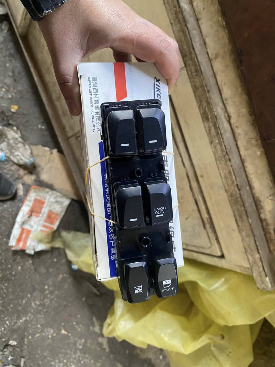 اكو شيء بالصور تحتاجة 
توصيل مجاناً


**إذا كنت صاحب هذا الإعلان وتريد حذفه لأي سبب، رجاءا أرسل رسالة إلى الدعم الفني**