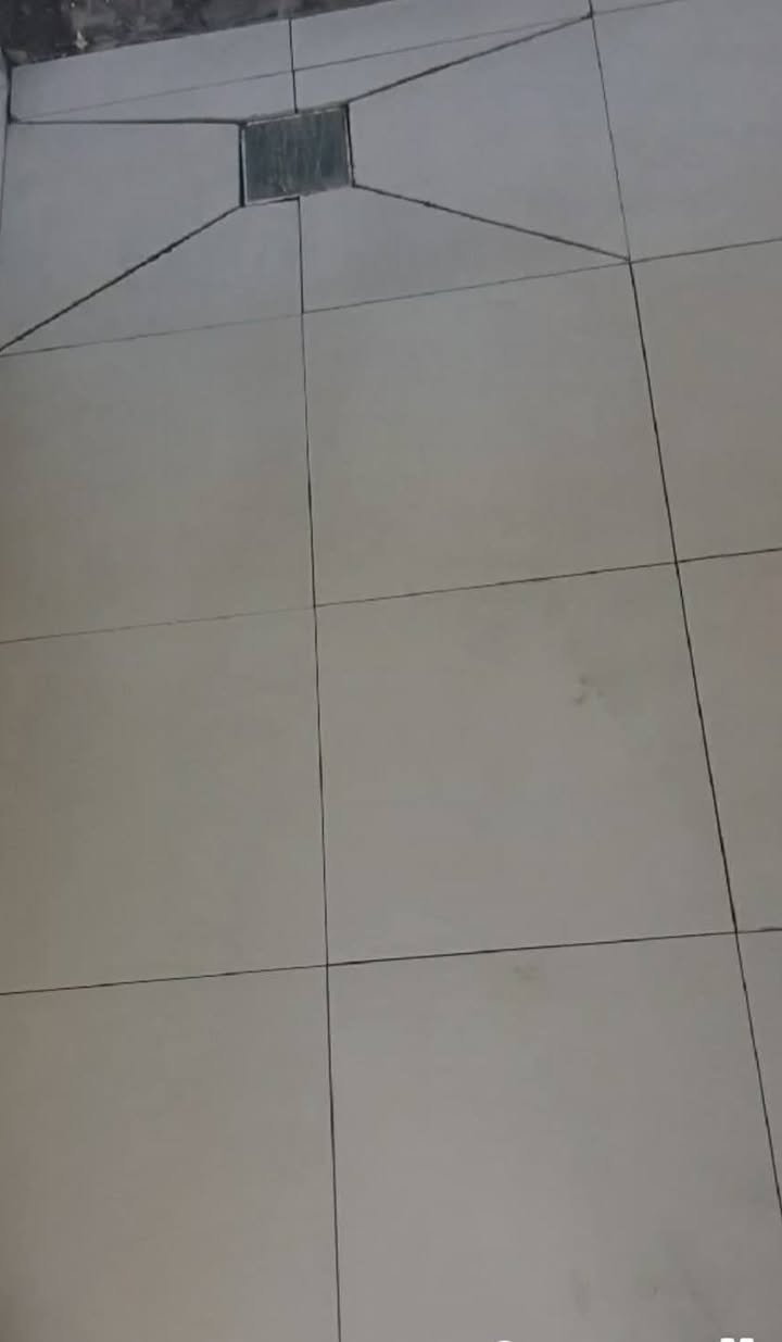 خلفه مصري لتطبيق جميع انواع السيرميك والبورسلين *********** والكاشى والمرمر والبيات
شغل درجه اوله عاليزر
