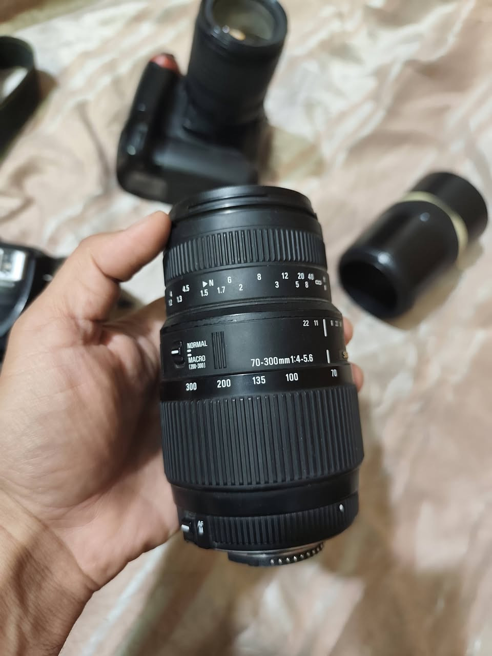 الكامرات البيع التفاصيل واتساب ***********
السعر 600 الف ثنينهن
