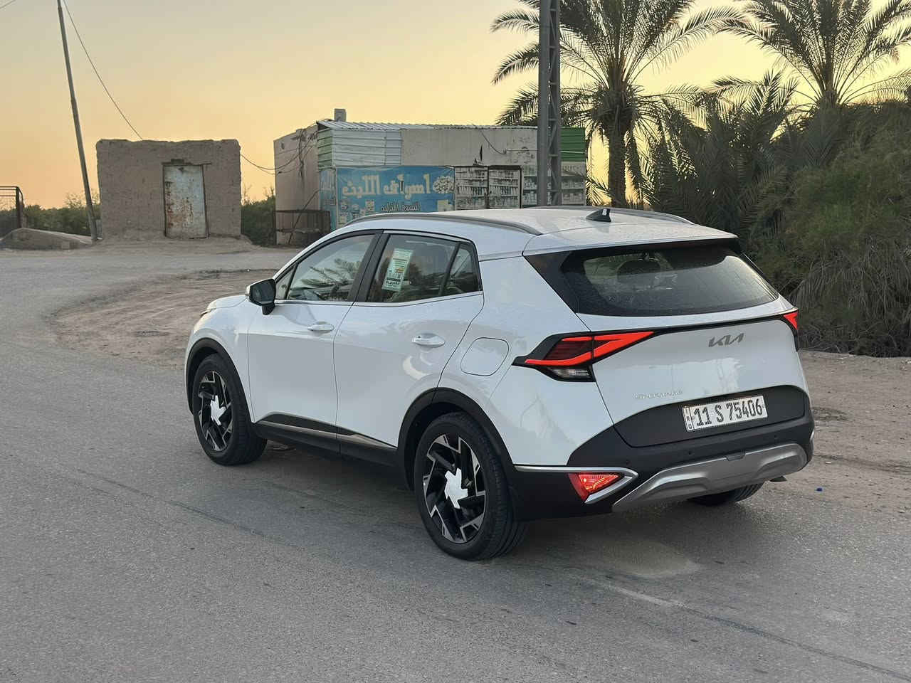 سلام عليكم 
كيا سبورتج 2023 خليجي ضمان الشركة الدوليه ماشيه 58 الف رقم بغداد الجديد بسمي سياره كفاله عامه مكان السياره سماوه المركز ***********
