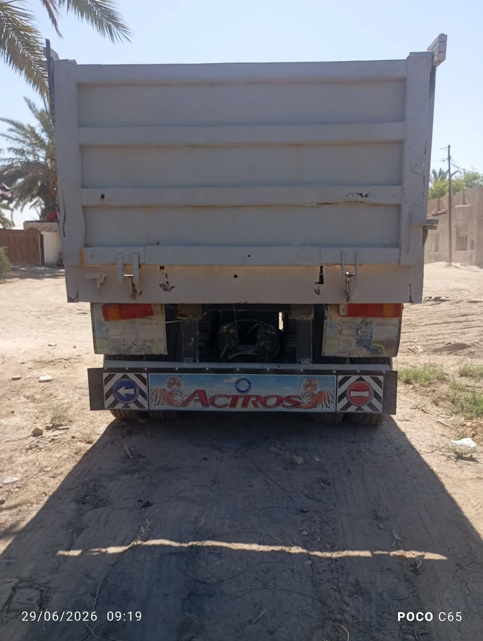 السلام عليكم عربانة للبيع علم بدي نظيف صينية جديدة تايراتها نص عمر للبيع او مراوس بسيارة صغيرة السعر 60 وبيهة مجال بسيط حق الجية للاستفسار اكثر الاتصال على الرقم *********** او *********** المكان ديوانية
