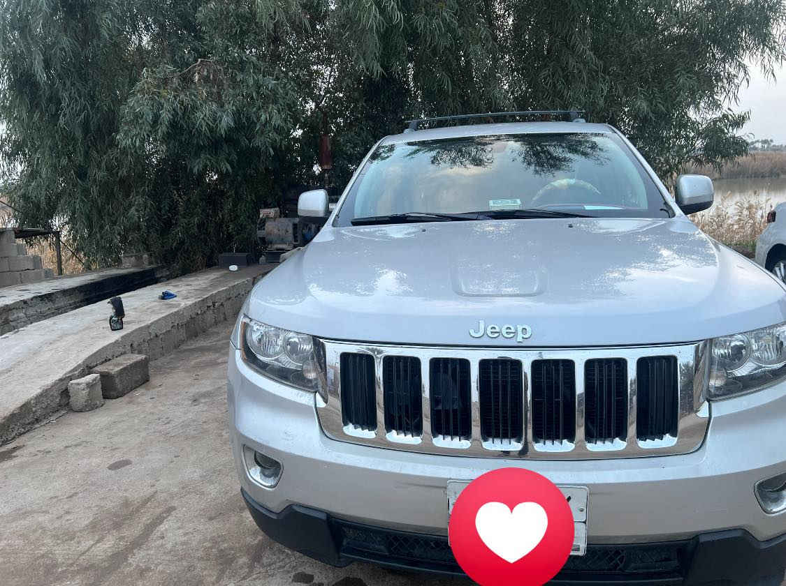 السلام عليكم
سياره جيب شيروكي لاريدو موديل 2011وارد امريكي 

سياره مرتبه ونضيفه خير من الله 
عنوان السكن الخالص 

للاستفسار الاتصال على الرقم ***********
