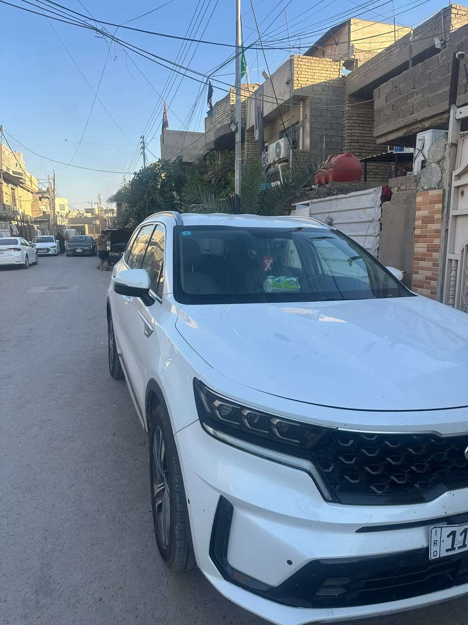 سورنتو موديل ٢١ خليجي بغداد باسمي.      ماشيه ٩٥الف كيلو.
بصمه 
انارة ترحيب 
مري شفط 
كرسي كهرباء
٣ قطع تبريد 
٧ راكب 
فول عدا الفتحة 
سونار مرفق 
***********
