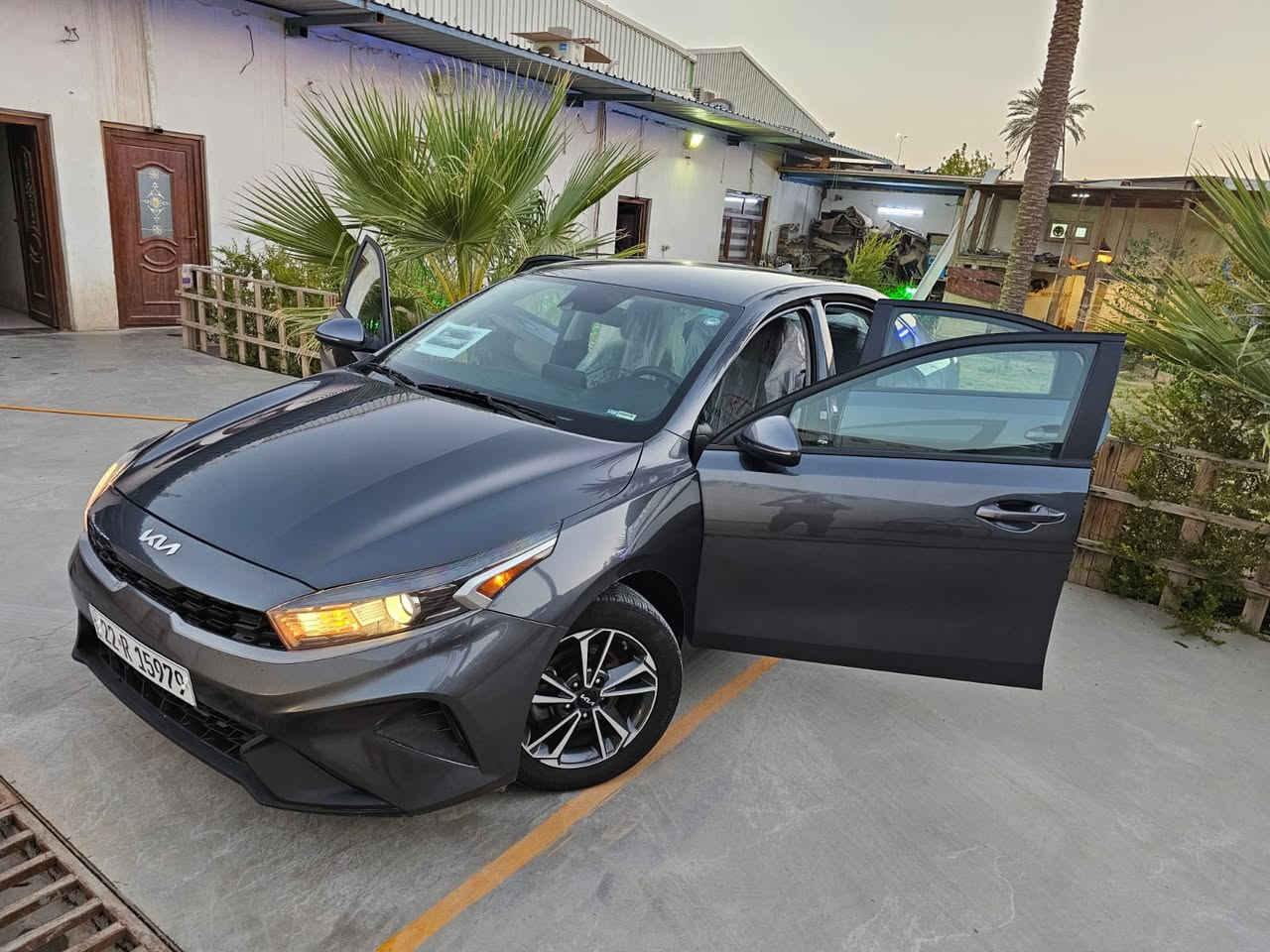 كيا فورتي 2023
محرك 2000
السعر 163 مرقم اربيل تحويل او وكالة
صور الحادث مرفقه 
--------
للشراء الحضور الى معرضنا في الديوانية /نهاية شارع الزراعه /خلف البالات مقابل بيت القائد
اضغط على الرابط  صفحه ليصلك كل ماهو جديد 
https://web.facebook.com/%D8%A7%D9%84%D8%B4%D8%A7%D8%B1%D9%82%D8%A9-%D9%84%D8%AA%D8%AC%D8%A7%D8%B1%D8%A9-%D8%A7%D9%84%D8%B3%D9%8A%D8%A7%D8%B1%D8%A7%D8%AA-%D8%A7%D9%84%D8%A7%D9%85%D8%B1%D9%8A%D9%83%D9%8A%D8%A9-1100095360196333
اوالاتصال على الارقام التاليه
*********** #واتساب 
*********** #واتساب 
***********
***********
اضغط على رابط واتساب للتواصل  معنا 
https://api.whatsapp.com/send/?phone=%2B964***********...
اوقات الدوام من الساعه 2 ظهرا ولغاية 11 ليلاً
